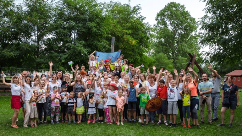 В Угорщині УГКЦ відкрила дві українські школи - фото 1
