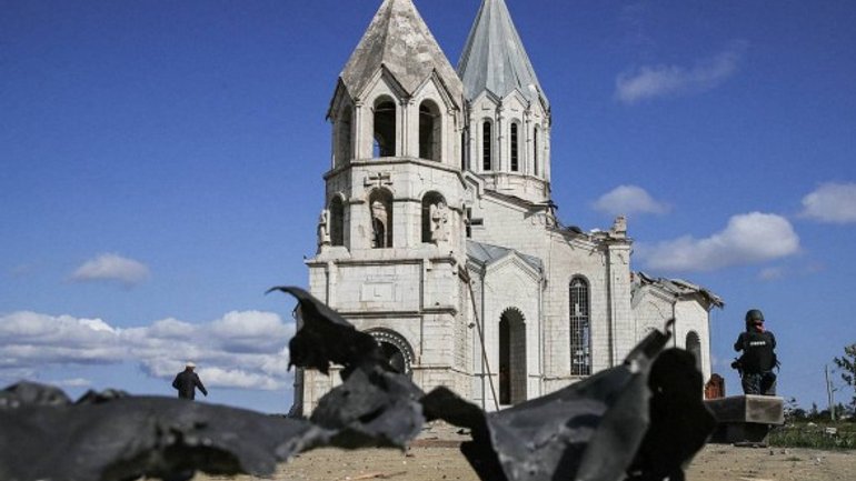 Вірменія повідомила, що Азербайджан обстріляв собор Казанчецоц - фото 1