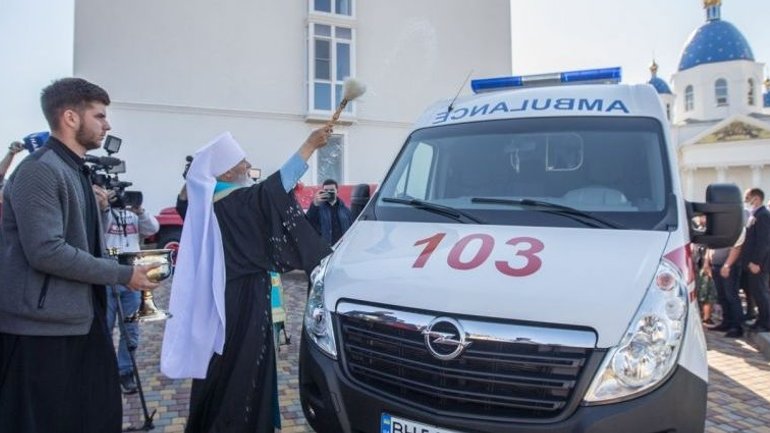 Діячі  з ОПЗЖ допомогли УПЦ МП відкрити підстанцію швидкої допомоги під Одесою - фото 1