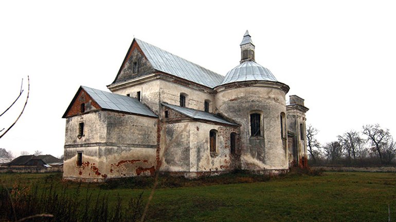 Костел Святої Анни у Новокостянтинові - фото 1