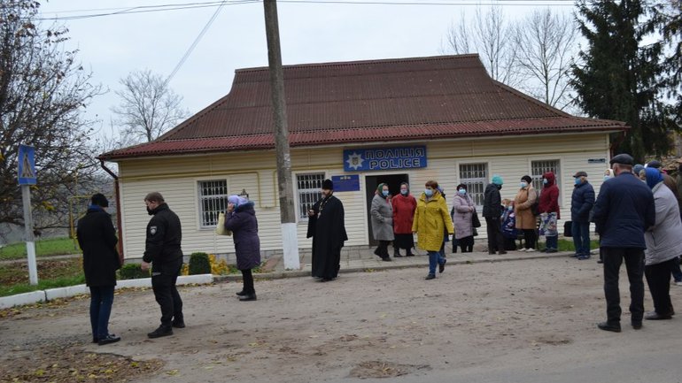 На Черкащині поліція допитує вірян, які перейшли до ПЦУ - фото 1