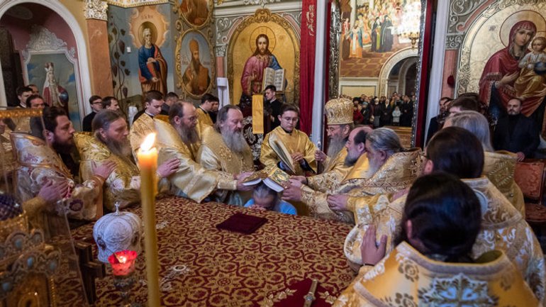 В УПЦ МП состоялась хиротония архимандрита Варнавы (Гладуна) в епископа Новобугского - фото 1