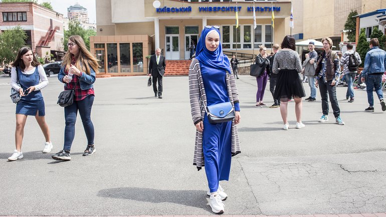 Юлія Сєркова прийняла іслам і одягнула хіджаб - фото 1