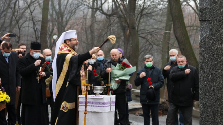 The Head of the UGCC consecrated a monument to Father Augustyn Voloshyn in Kyiv - фото 1
