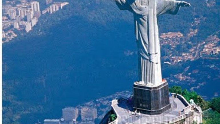 Статую Христа-Спасителя у Ріо-де-Жанейро, якій вже 90 років, почали реставрувати - фото 1