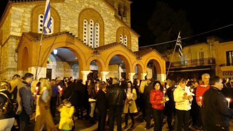 "Христос Воскрес" у Греції прозвучить на дві години раніше через "ковідну" комендантську годину - фото 1