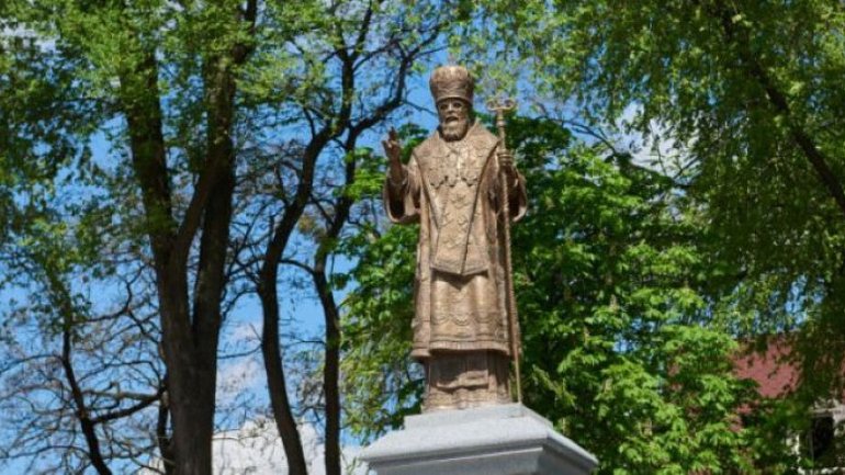 У Харкові відкрили пам'ятник митрополиту Никодиму Руснаку - фото 1