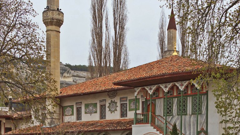 Мечеть в Ханському палаці в Бахчисараї - фото 1
