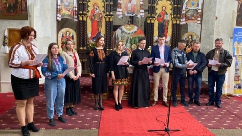 Українські дипломати взяли участь в урочистостях з нагоди 30-річчя відновлення Богослужінь УГКЦ у Вільнюсі - фото 1