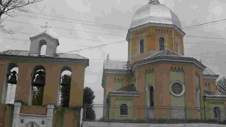 На Львівщині злодії винесли з церкви понад 120 тис. грн - фото 1