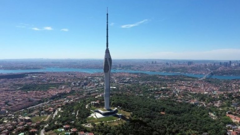 У Стамбулі відкрили найвищу в місті вежу та мечеть з найвищим у країні вівтарем - фото 1