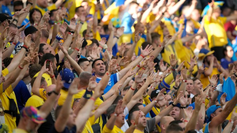 Глава УГКЦ підтримав національну збірну України у матчі з Англією - фото 1