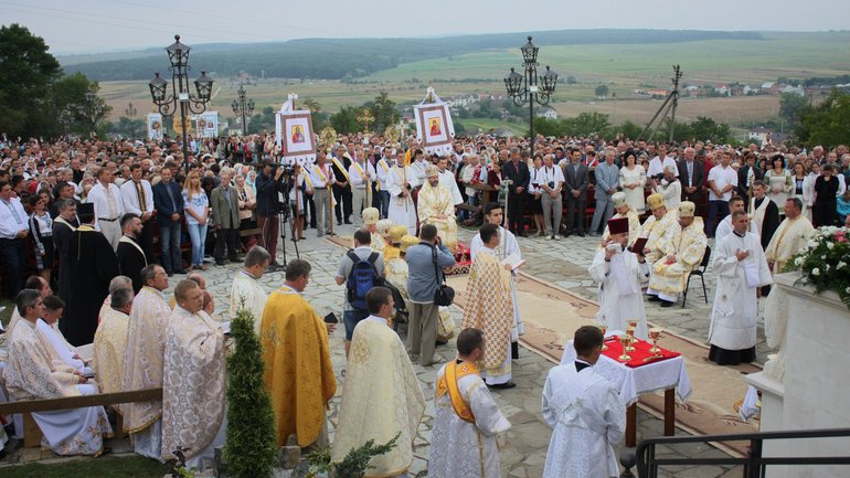Греко-католики запрошують на Всеукраїнську прощу до Крилоса - фото 1