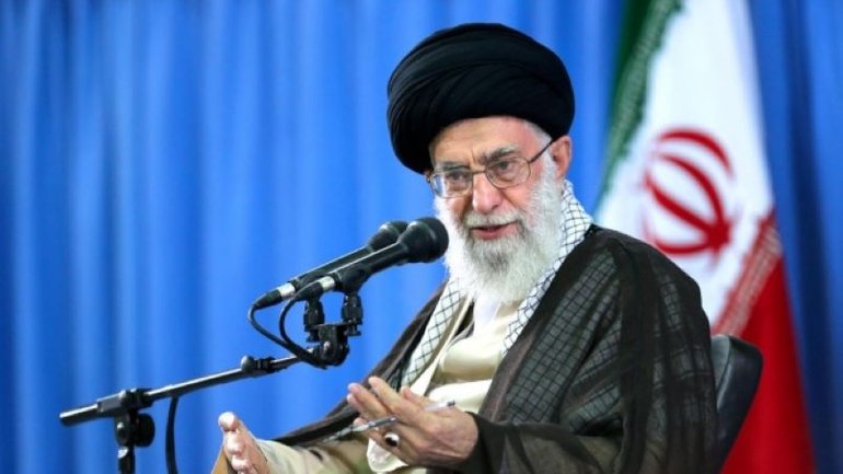 Духовний лідер Ірану затвердив нового президента країни - фото 1