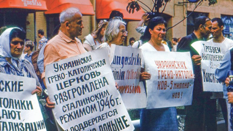 Голодування на Арбаті в Москві - фото 1