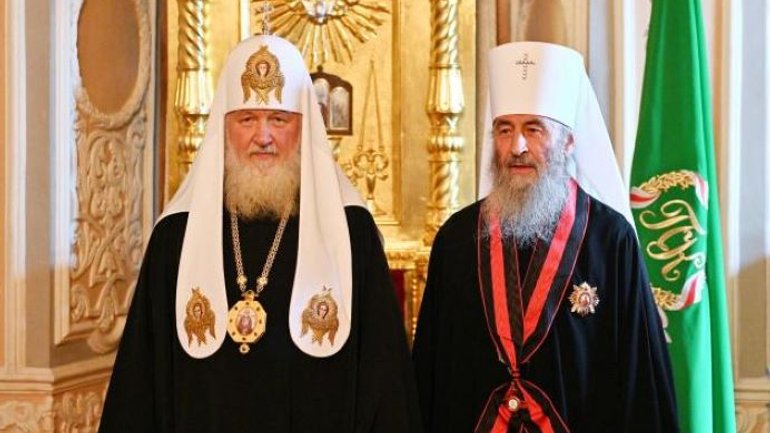 Патриарх Кирилл похвалил Митрополита Онуфрия за "сохранение канонического строя" - фото 1