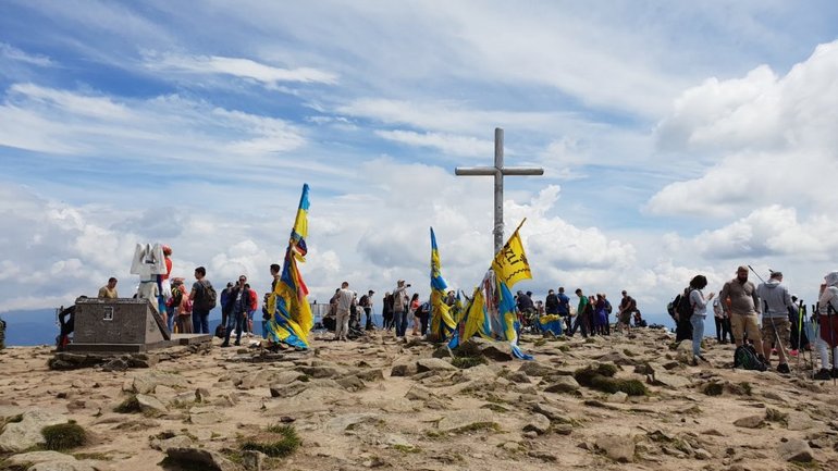 УГКЦ запрошує молодь на міжконфесійно-молитовне сходження на Говерлу - фото 1