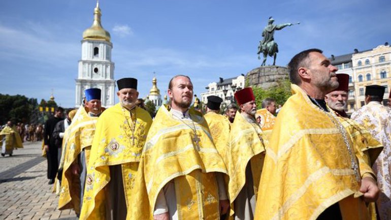 Українська православна церква за 30 років пройшла довгий шлях - фото 1