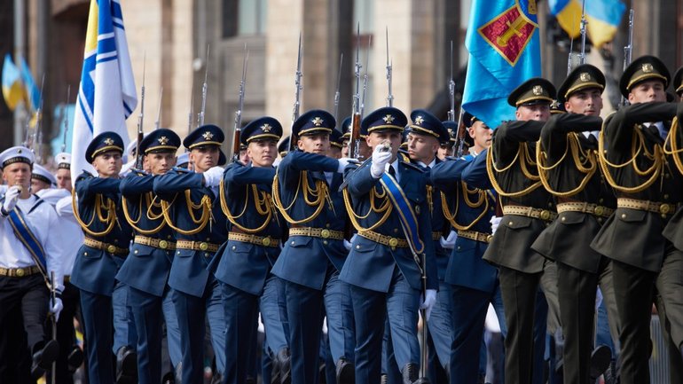 Члены ВСЦиРО и Патриарх Варфоломей приняли участие в параде по случаю Дня Независимости Украины - фото 1