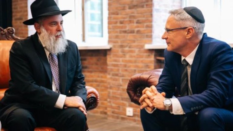 Israeli ambassador and Rabbi prepare to open the largest Jewish Center in Kyiv - фото 1