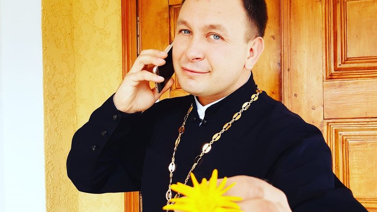 Священик ПЦУ з Тернопільщини  потрапив у ТОП-100 блогерів України - фото 1