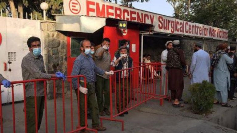 Жертвами взрыва в мечети Кабула стали восемь человек, 20 ранены - фото 1