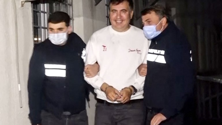 Три иерарха Грузинской Церкви подписали петицию с требованием освободить Михаила Саакашвили - фото 1