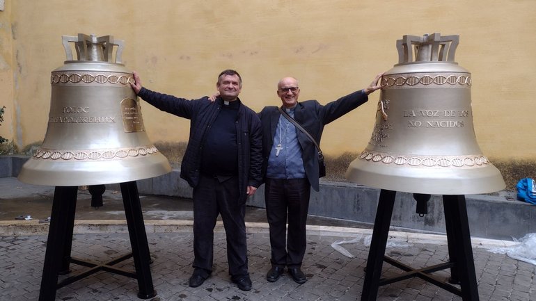 У Ватикан прибули дзвони «Голос ненароджених» для України та Еквадору - фото 1
