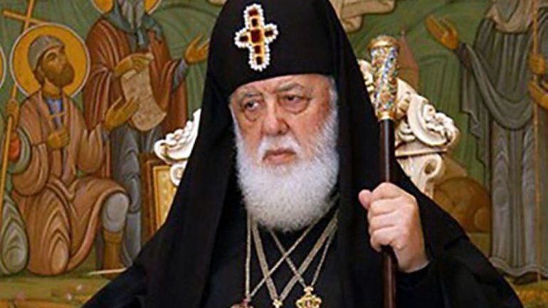 Католикос-патриарх Грузии Илия Второй встретился с матерью Саакашвили - фото 1