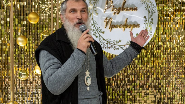У Львові під час благодійної «Різдвяної просфори» зібрали понад 800 тисяч гривень на підтримку семінаристів УГКЦ - фото 1
