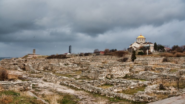 Kyiv has proposed five directions for the protection of the cultural heritage of the occupied Crimea and Donbas - фото 1