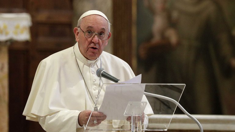 Pope appeals for peace in Ukraine as threat of war looms - фото 1