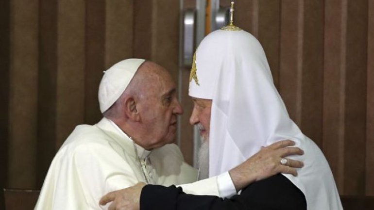 Встреча Папы Франциска и Патриарха РПЦ может состояться летом,- посол РФ в Ватикане - фото 1