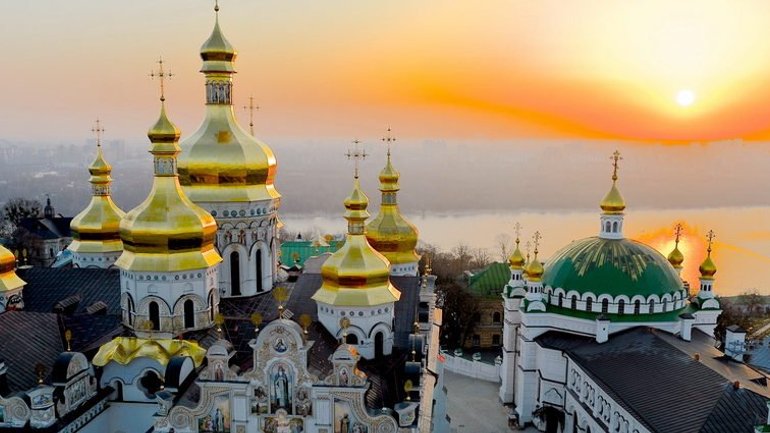 В УПЦ МП разрешили использовать подвалы своих храмов в Киеве как бомбоубежища - фото 1