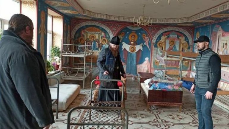 Монастирі УПЦ МП на Закарпатті приймають біженців - фото 1