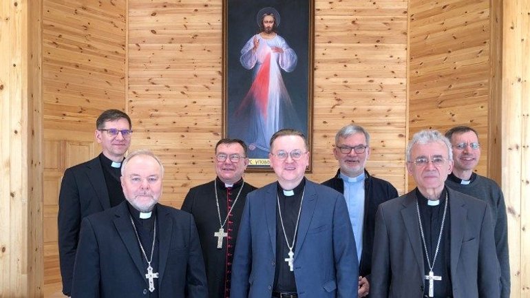 Католицькі єпископи Росії раді рішенню Папи про посвячення країни Марії - фото 1