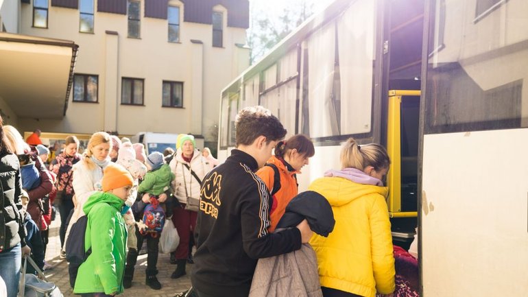 85 религиозных общин Львова приютили почти 60 тысяч украинцев - фото 1