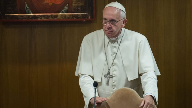 Papież Franciszek podczas synodu biskupów o rodzinie. Watykan, październik 2015 r. - фото 1