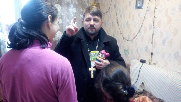 В Херсоне российские захватчики похитили священника ПЦУ - фото 1