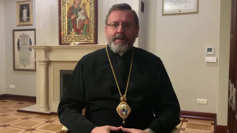 Major Archbishop Sviatoslav Shevchuk records a video message on March 30, 2022. - фото 1