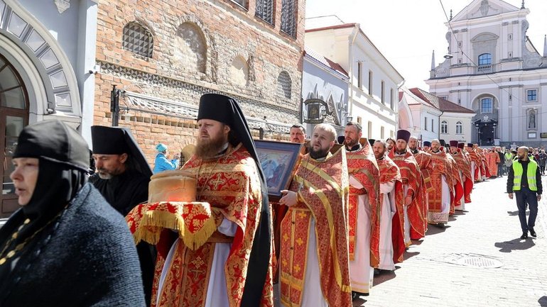 Литовська Православна Церква заявила про своє бажання вийти з-під впливу Московського Патріархату - фото 1