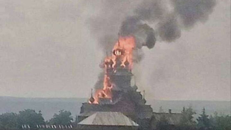 Донецька єпархія УПЦ МП називає знищення росіянами скиту Святогірської лаври просто «пожежею» - фото 1