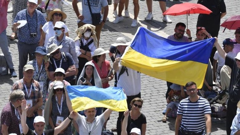 Папа: Не забуваймо про народ України, де не припиняються бомбардування - фото 1