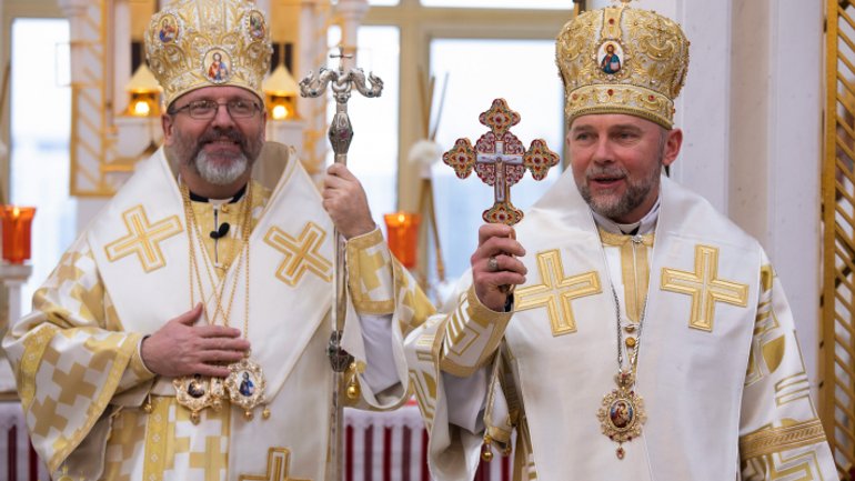 Патріарх УГКЦ привітав владику Василя Тучапця з 25-річчям священничих свячень - фото 1