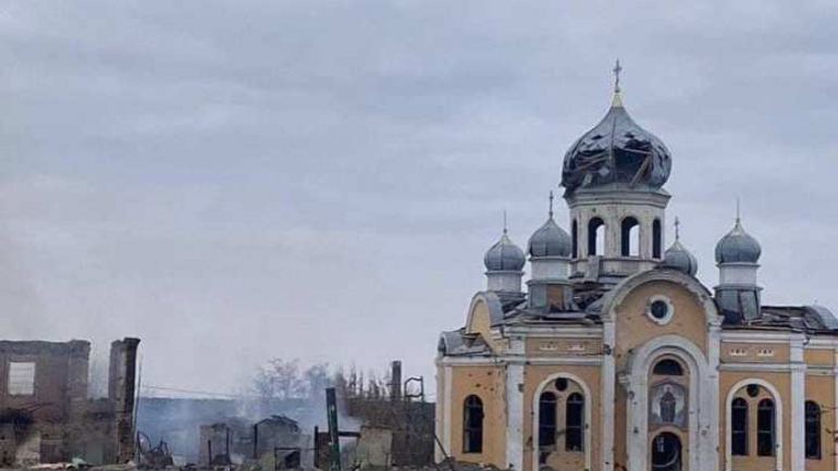 Пошкоджений рашистами православний храм у Малині на Житомирщині - фото 1