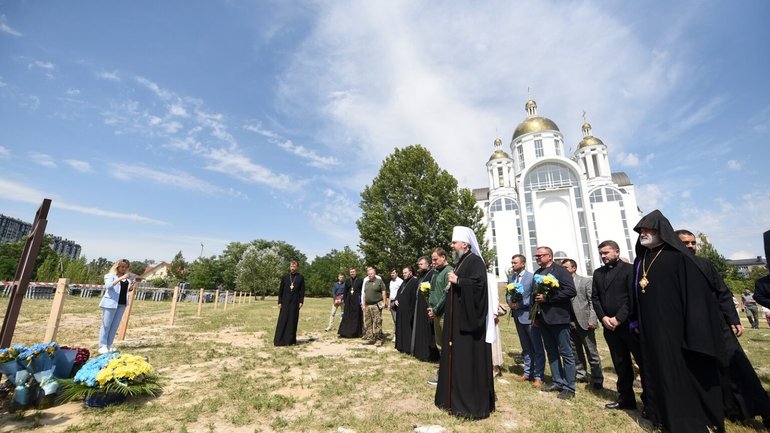 An interfaith prayer for Ukraine held in Bucha - фото 1