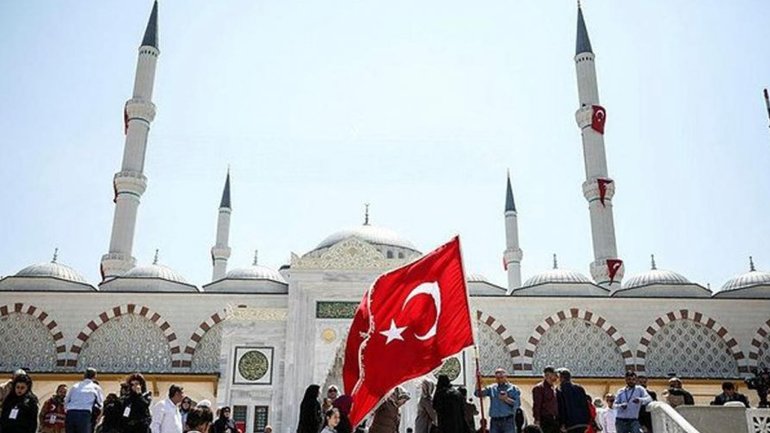 У Туреччині розпочали розслідування після оголошення у мечетях про військову операцію проти Сирії - фото 1