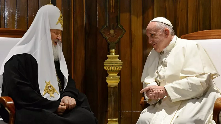 Patriarch Kirill met with Pope Francis in Cuba in 2016, two years after Russia's invasion of Ukraine, and signed the Havana Declaration. - фото 1