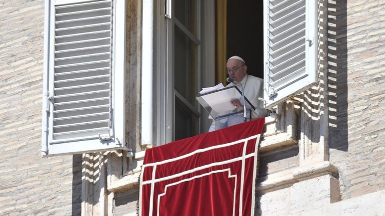 Папа Франциск: «Молімося за мир на кожній землі, яка скроплена кров’ю через війну» - фото 1