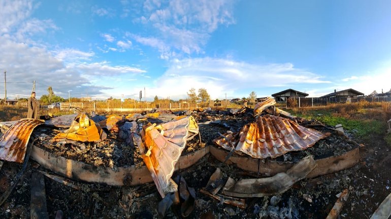 Перед бегством из северных районов Харьковщины оккупанты сожгли храм ПЦУ - фото 1